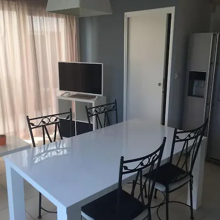 Recente 6 Pers, Piscine Chauffee A 100 M Apartament