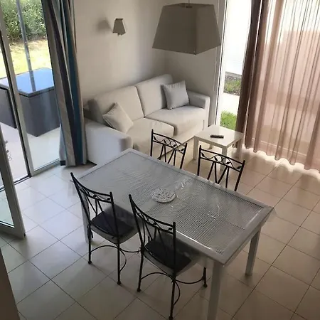 Apartament Recente 6 Pers, Piscine Chauffee A 100 M Agde